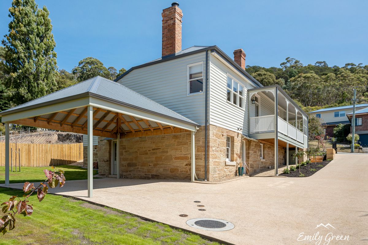 5 Giblin Street, Lenah Valley