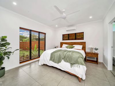 7 Carbeen Close, Holloways Beach