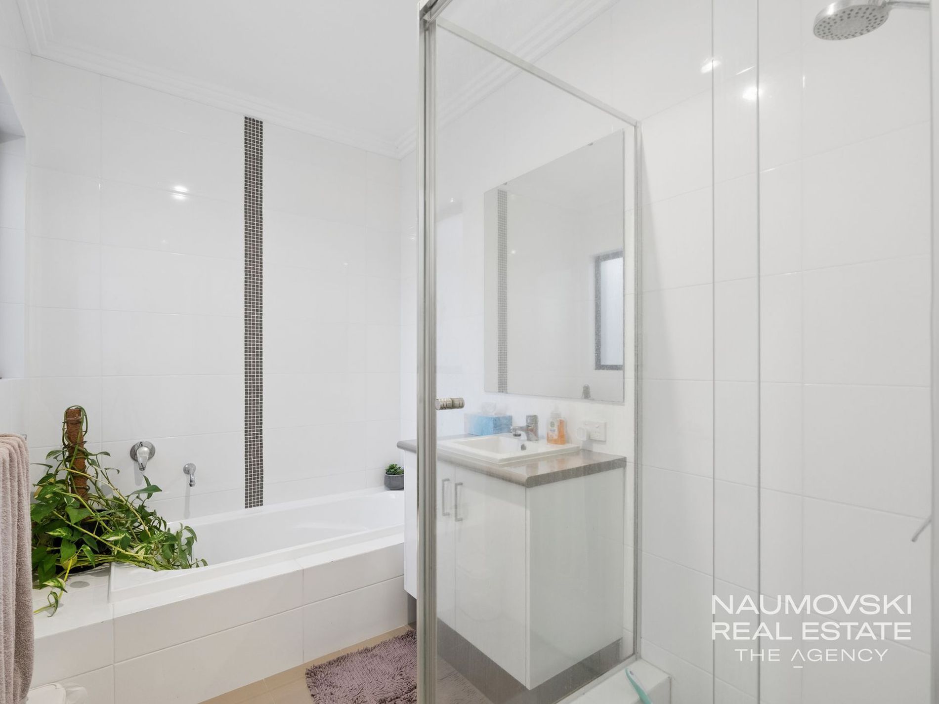 10A May Drive, Nollamara