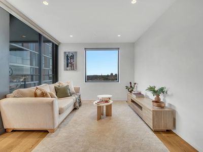 704 / 8C Evergreen Mews, Armadale