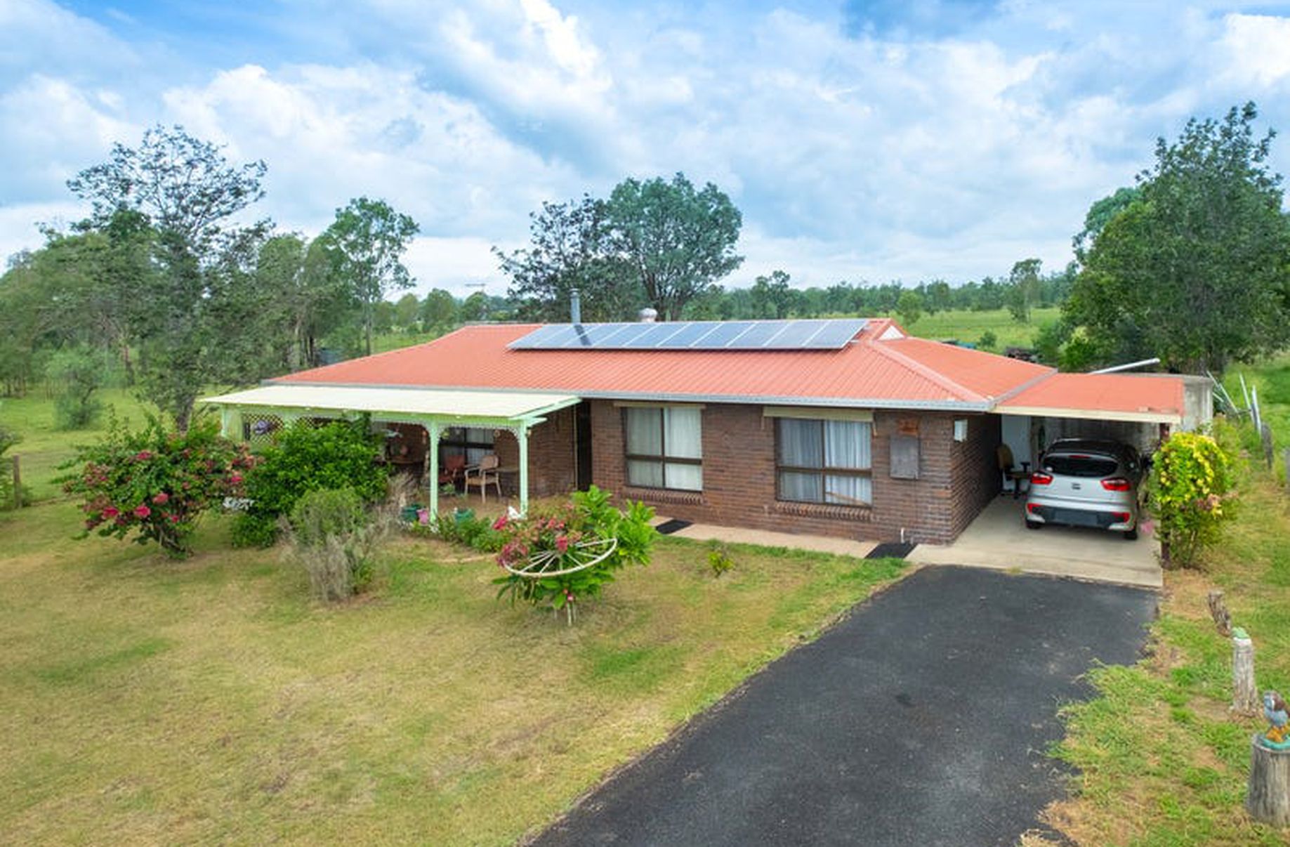 108 Brightview Road, Brightview Oxbridge Global Real Estate, Finance