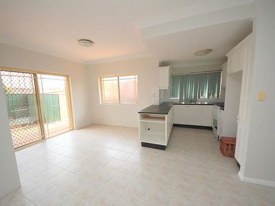 2 / 40 Fenwick Street, Bankstown