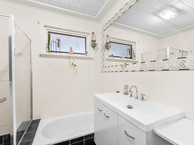 36 Waratah Drive, Camillo