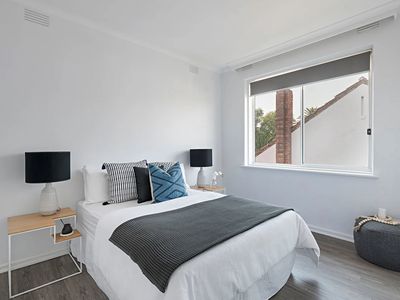 7 / 8 Ormond Road, Ascot Vale