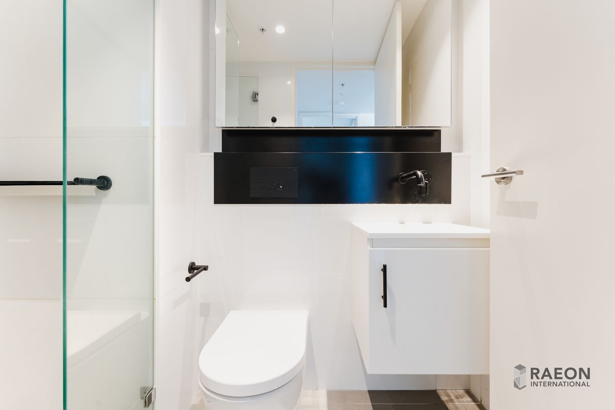 1304 / 7 Claremont Street, South Yarra