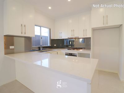 4 / 5 Darwin Street, West Ryde