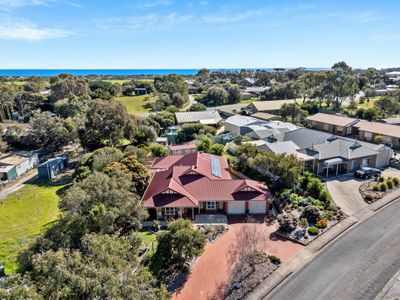 4 Mary Avenue, Normanville