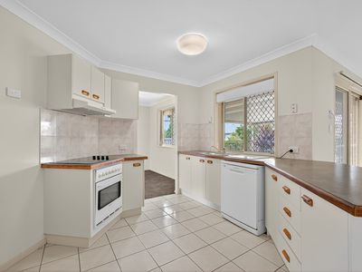 7 Job Place, Arana Hills