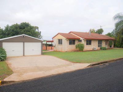 9 Nolan Drive, Kingaroy