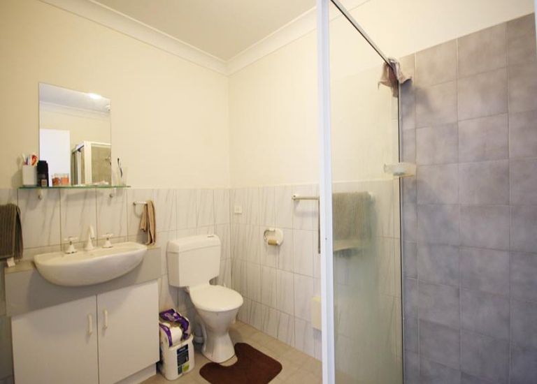 1 / 12 Arcadia Court, North Haven