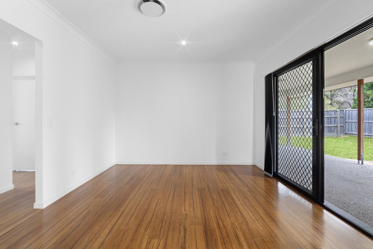 30 Thames Drive, Regents Park