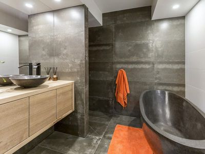 2 Highview  Court, Rye