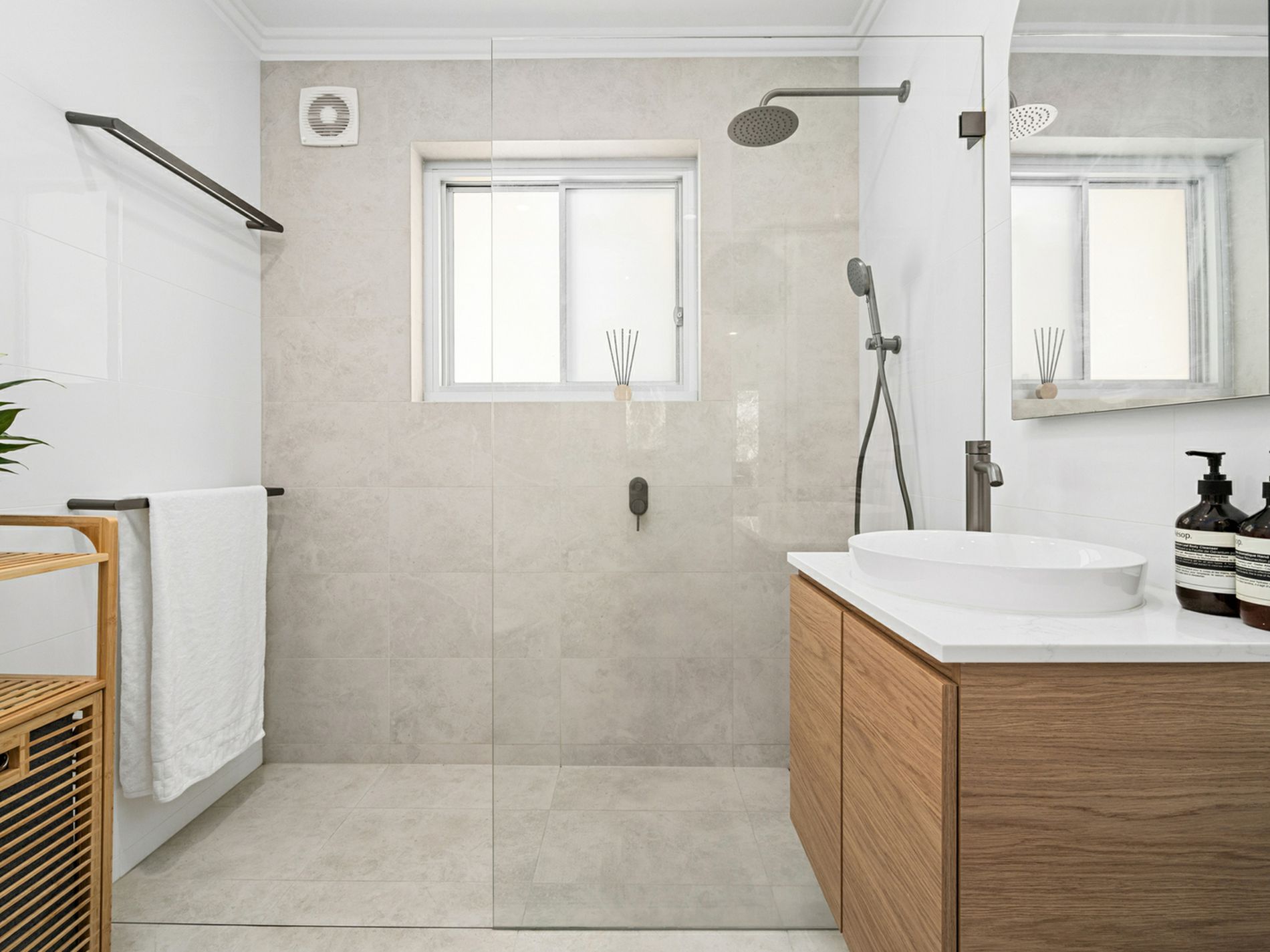 7 / 15 Stuart Street, Manly