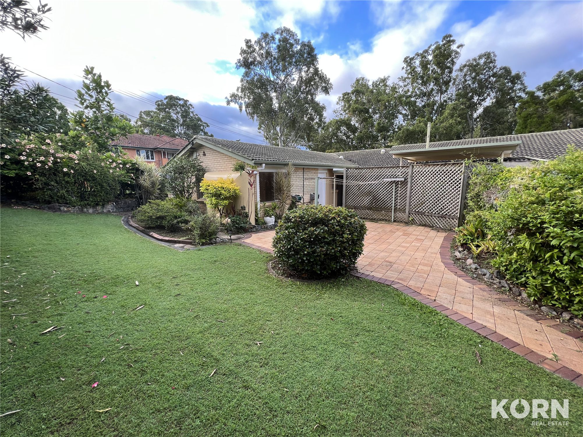 225 Lambert Road, Indooroopilly