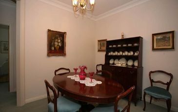 1 / 97 High Street, Berwick