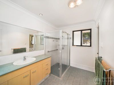 36 Orana Road, Ocean Shores