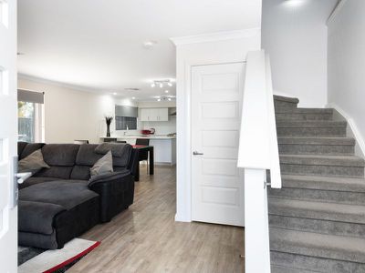 1 / 3 Kuwarra Lane, Karlkurla