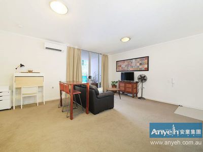 313 / 1-5 Weston Street, Rosehill