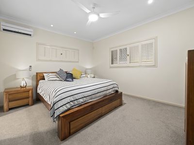 8 Casuarina Street, Bridgeman Downs