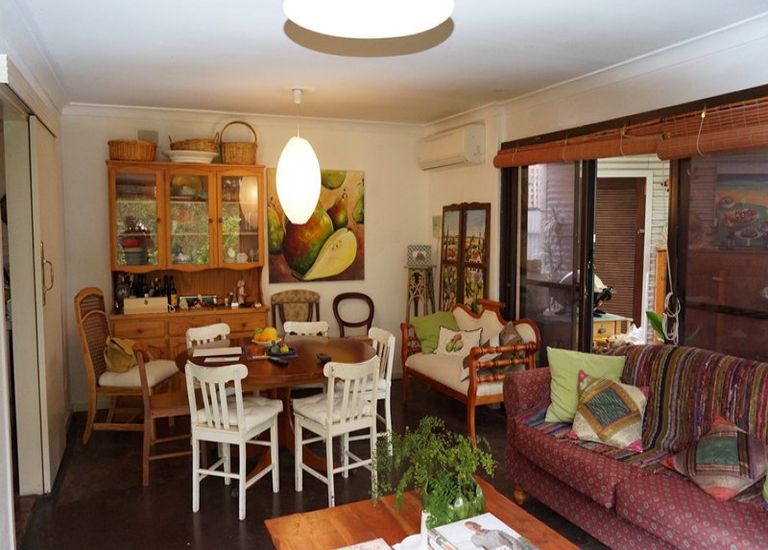 11 Third Street, Hallett Cove