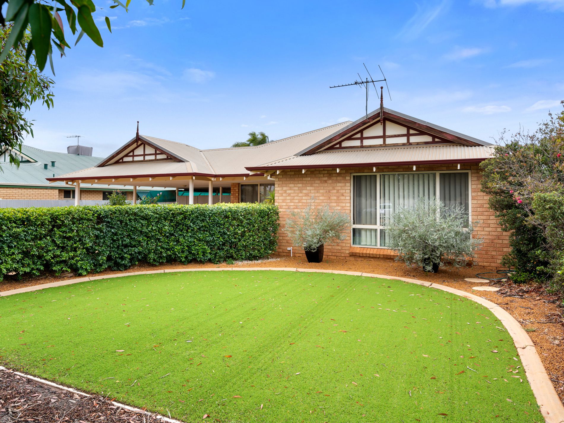 10 Seinor Street, Somerville