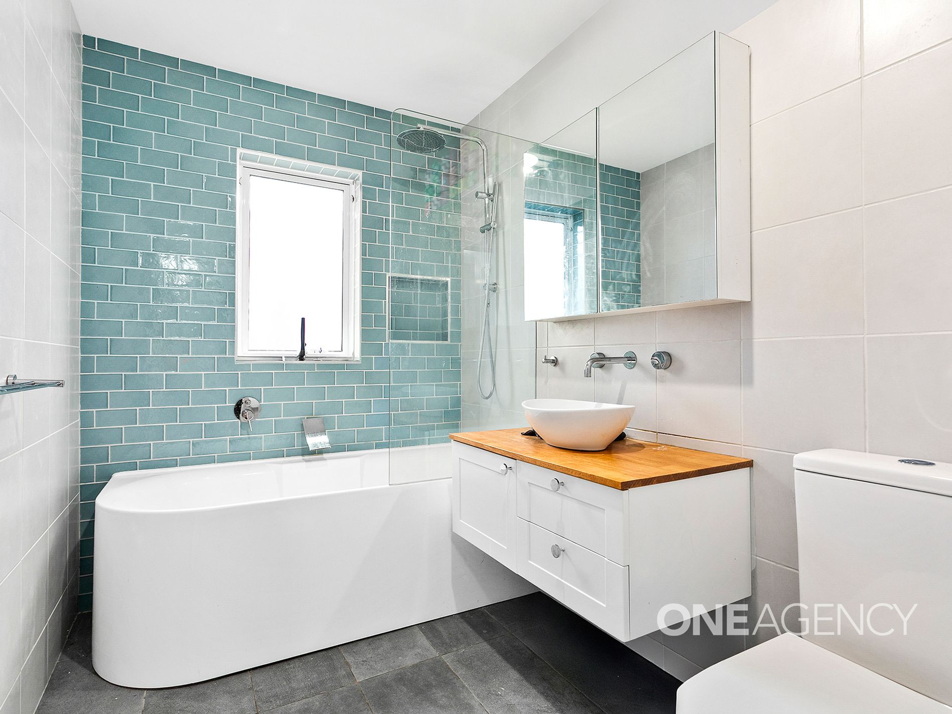 15 Calderwood Road, Albion Park