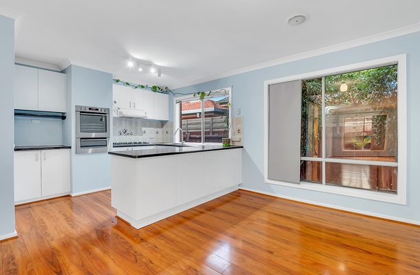 6 Hydra Court, Roxburgh Park