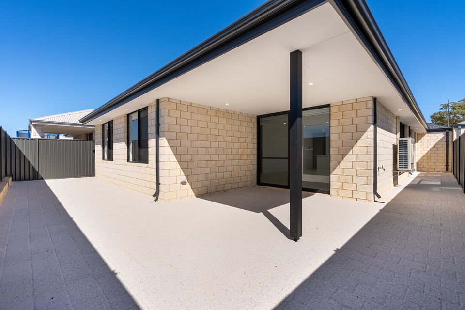 16 Tarot Grove, Baldivis