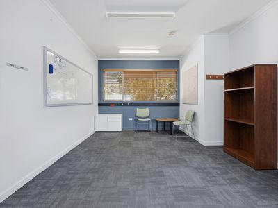 T8 / 75 Newnham Drive, Newnham