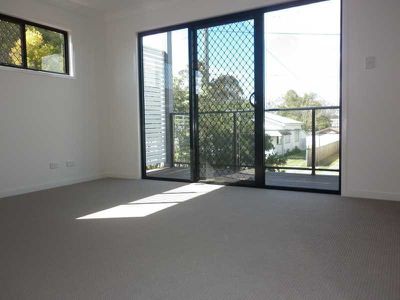 Unit 2 / 16B Dudleigh Street, Booval