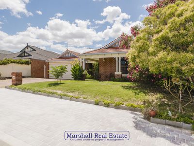 28 Newgain Cres, Carramar