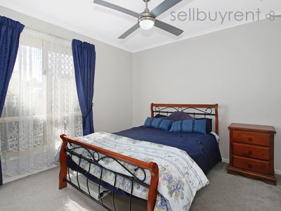 1 / 2 DANE PLACE, Wodonga