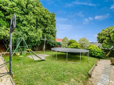 9 Ralph Crescent, Hampton Park