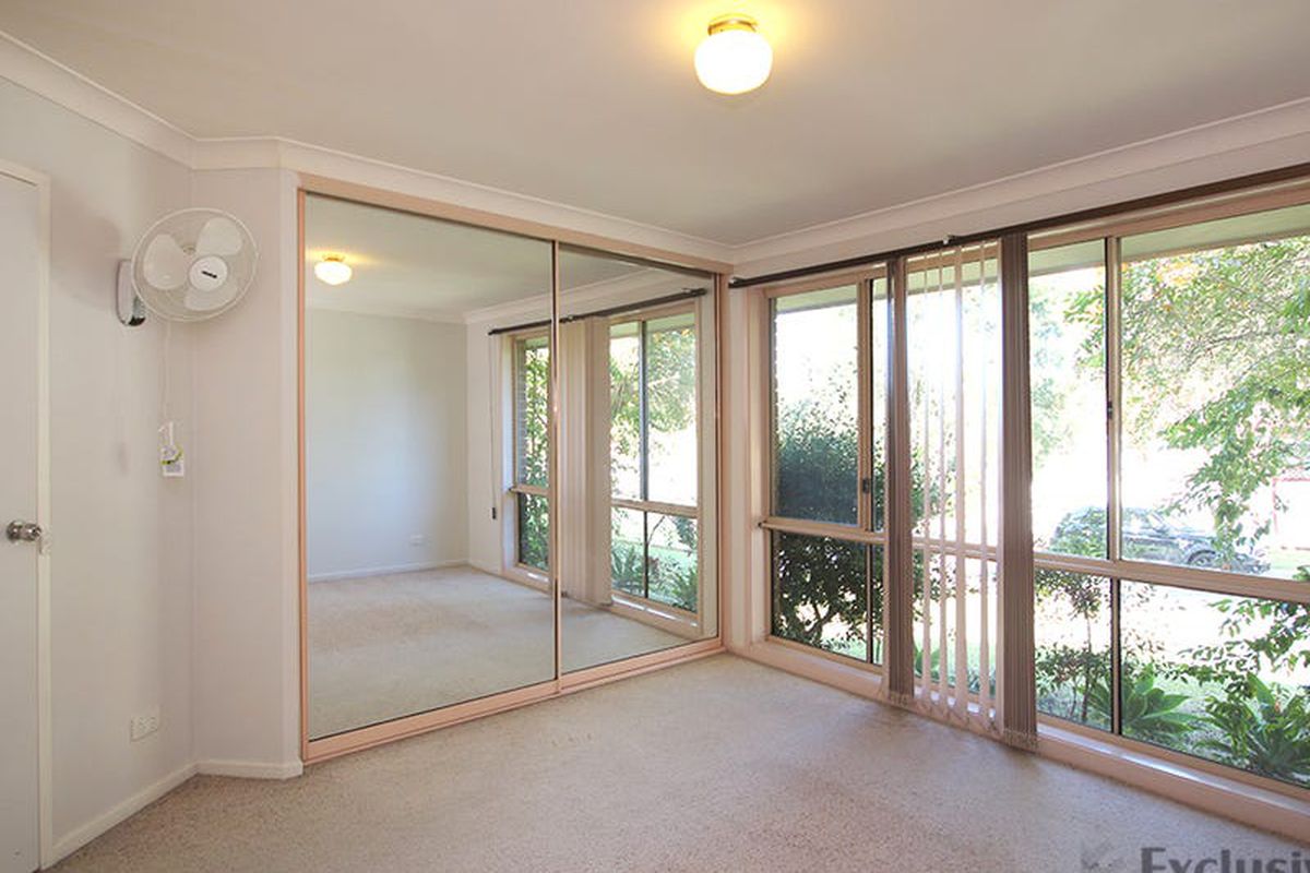 11 Cartwright Place, Glenmore Park