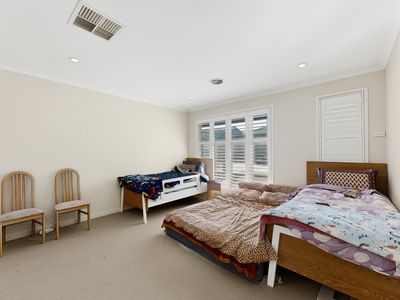 15 Jade Crescent, Cobblebank