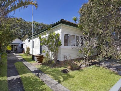 87 Ocean Street, Windang