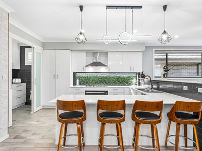 3 Aston Close, Hoxton Park