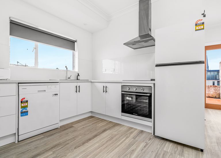 unit 1 / 92 Percy Street, Portland