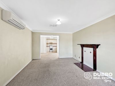 105 Websdale Drive, Dubbo