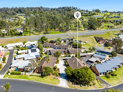4 / 11 Eric Fenning Drive, Surf Beach