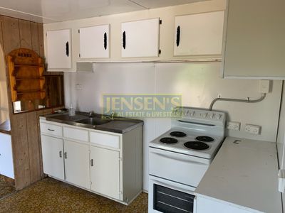 38 Main Street, Pentland