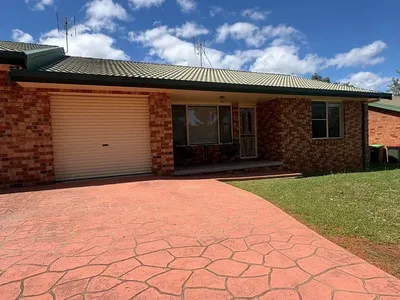 2 / 119 Victoria Street, Parkes