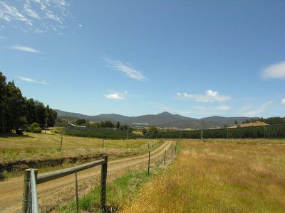 6 Newbons Road, Lucaston