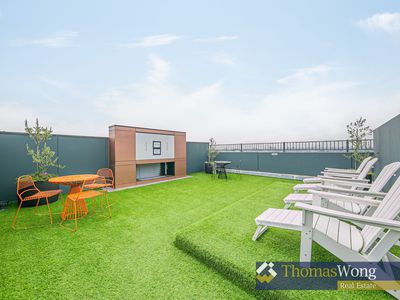 815 / 30 - 34 Bray Street, South Yarra