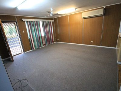 15 Armstrong Road, Queenton