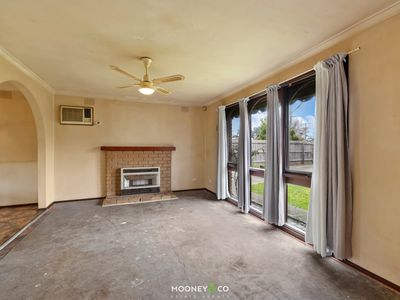 42 Houlder Avenue, Junction Village