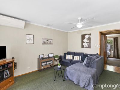9 Hibiscus Crescent, Newcomb
