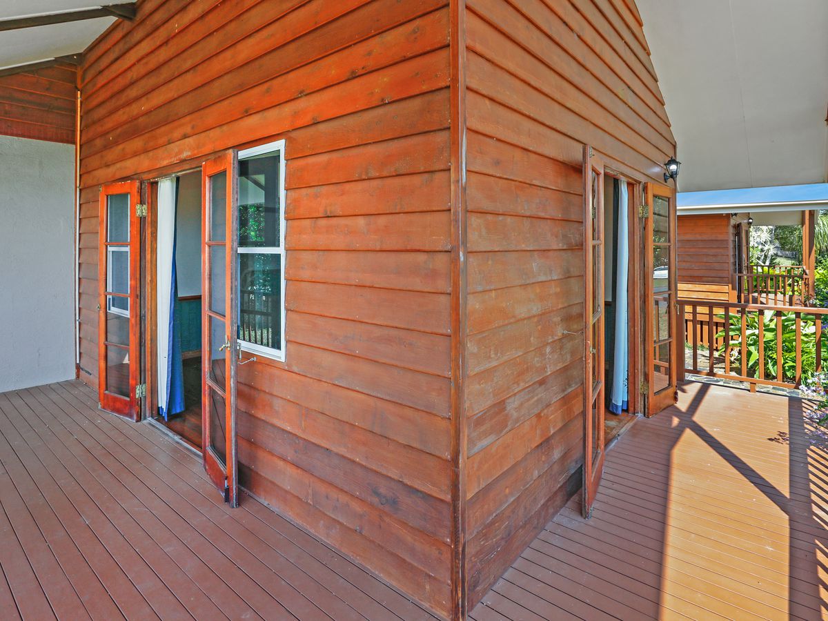 1 Antonia Close, Atherton
