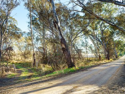 Off Owens Road, Elphinstone