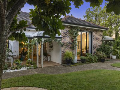 19 Woodview Street, Samford Valley